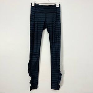 Lululemon Speed Legging Good Vibes Deep Navy and Black Ruched Women’s Size 4